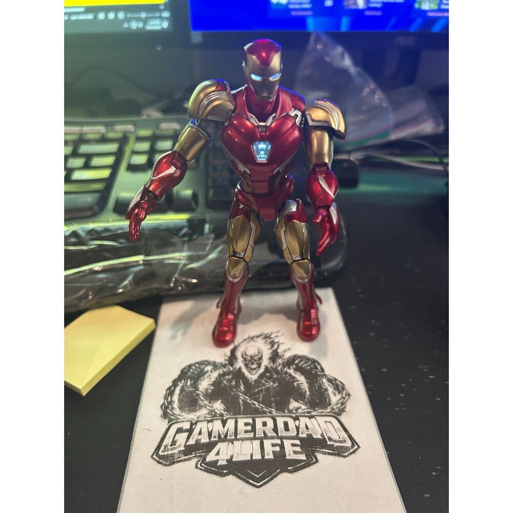 Blokees Marvel Infinity Saga Champion Class 01 Iron Man Model Kit - Lights up